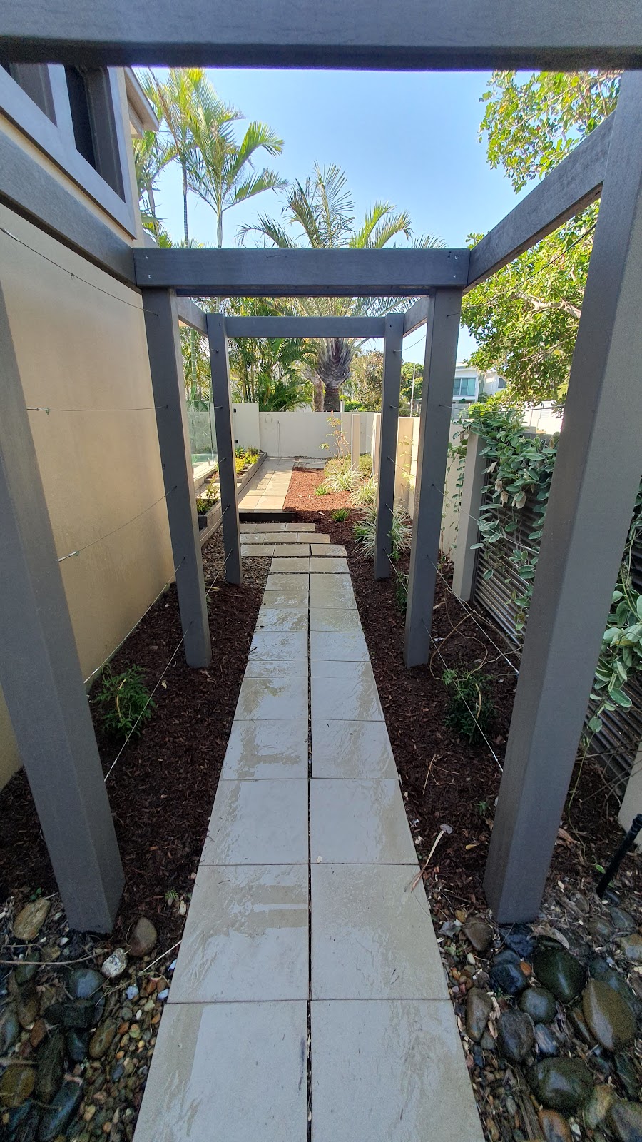 Lawn and Order Tweed Valley | 12-16 Cupania Ct, Tweed Heads West NSW 2485, Australia | Phone: 0488 508 411