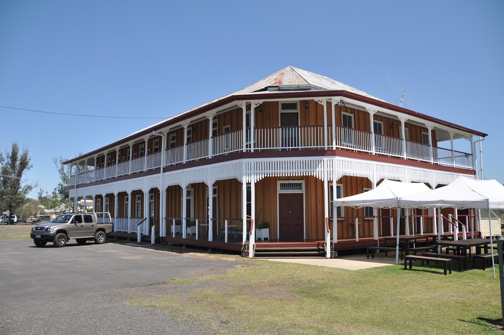 Warra Hotel | lodging | Cnr Robinson & Talbot Streets, Warra QLD 4411, Australia | 0746681203 OR +61 7 4668 1203