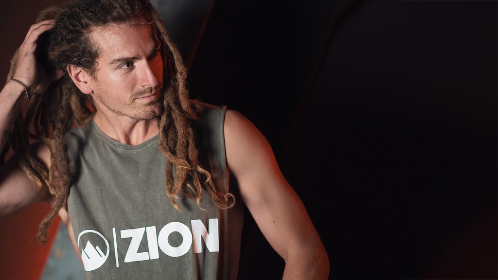 ZION ACTIVEWEAR | clothing store | 2/12 Janal Pl, Currumbin Waters QLD 4223, Australia | 0423136311 OR +61 423 136 311