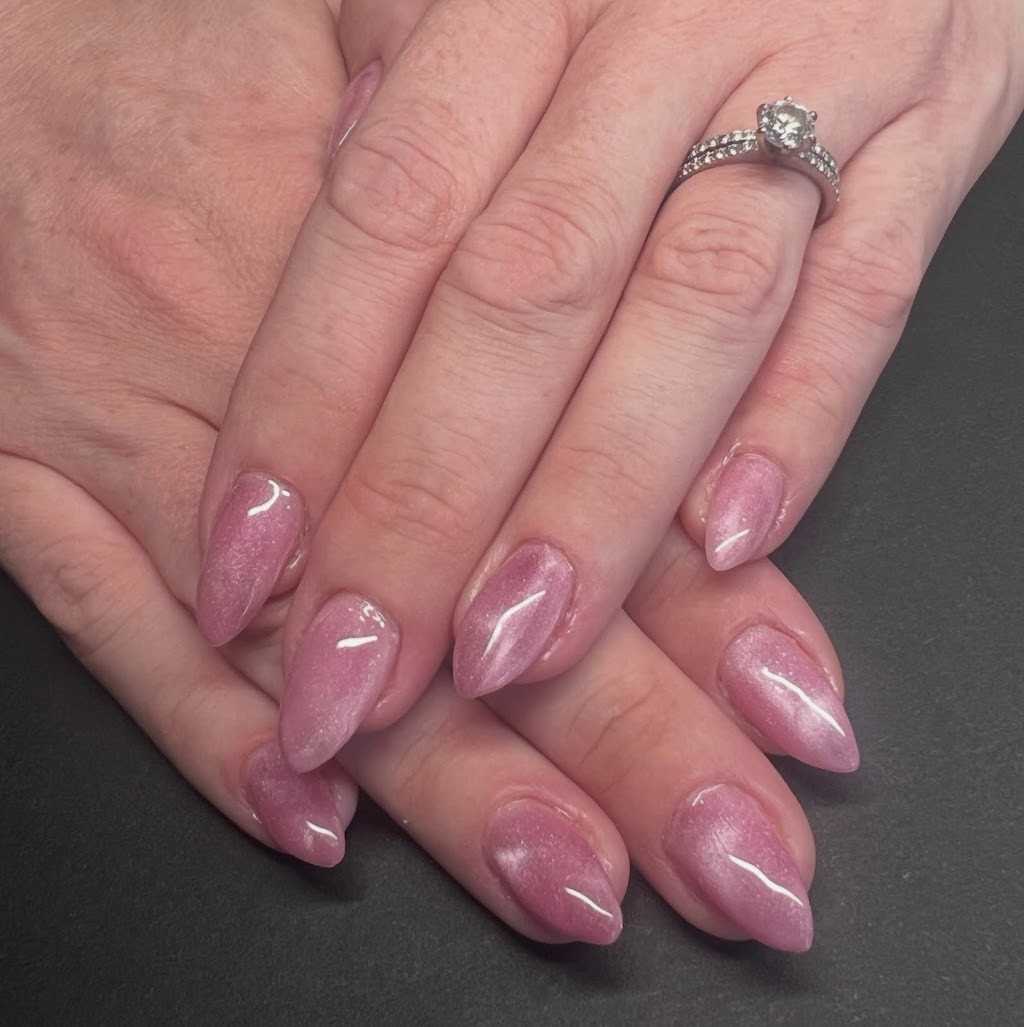 Tips and Toes | 5 West St, Sarina QLD 4737, Australia | Phone: 0415 413 515