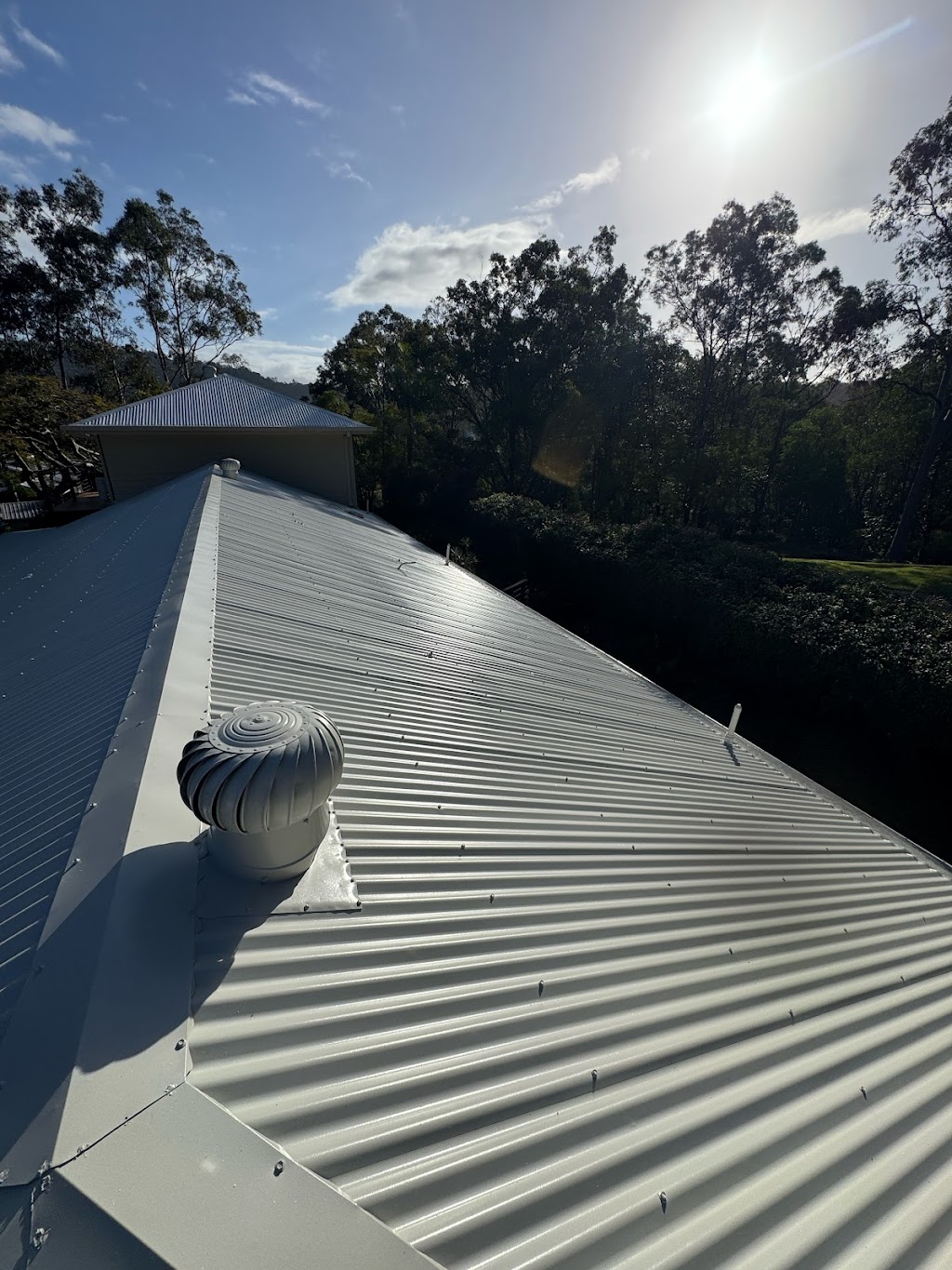 JD Roof Restorations | 96 Armstrong Way, Highland Park QLD 4221, Australia | Phone: 0405 615 455