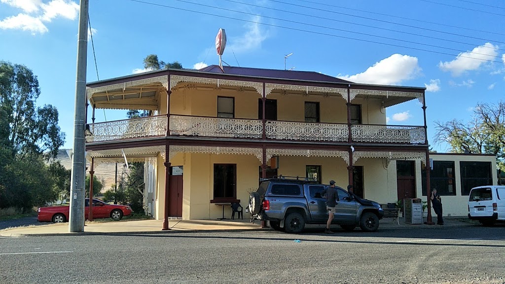 Gladstone Hotel | lodging | 44 Mary St, Dookie VIC 3646, Australia | 0358286237 OR +61 3 5828 6237