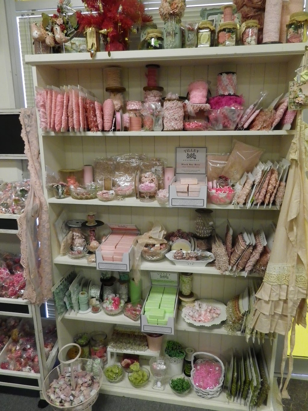 Bella Paperie | store | 33/302 S Pine Rd, Brendale QLD 4500, Australia | 0732055911 OR +61 7 3205 5911