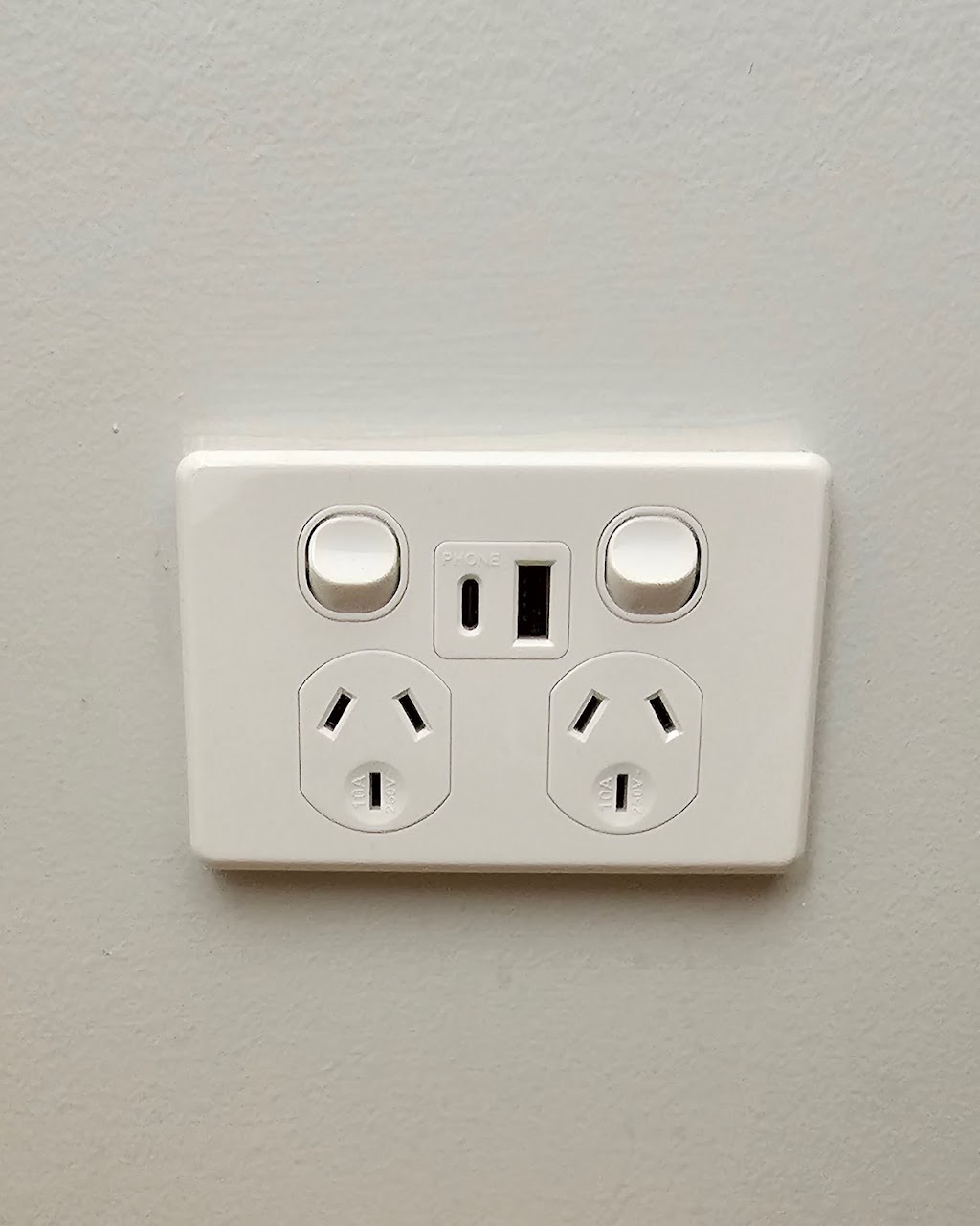 White Rose Electrical | 30 McEntyre St, Coffs Harbour NSW 2450, Australia | Phone: 0409 317 972