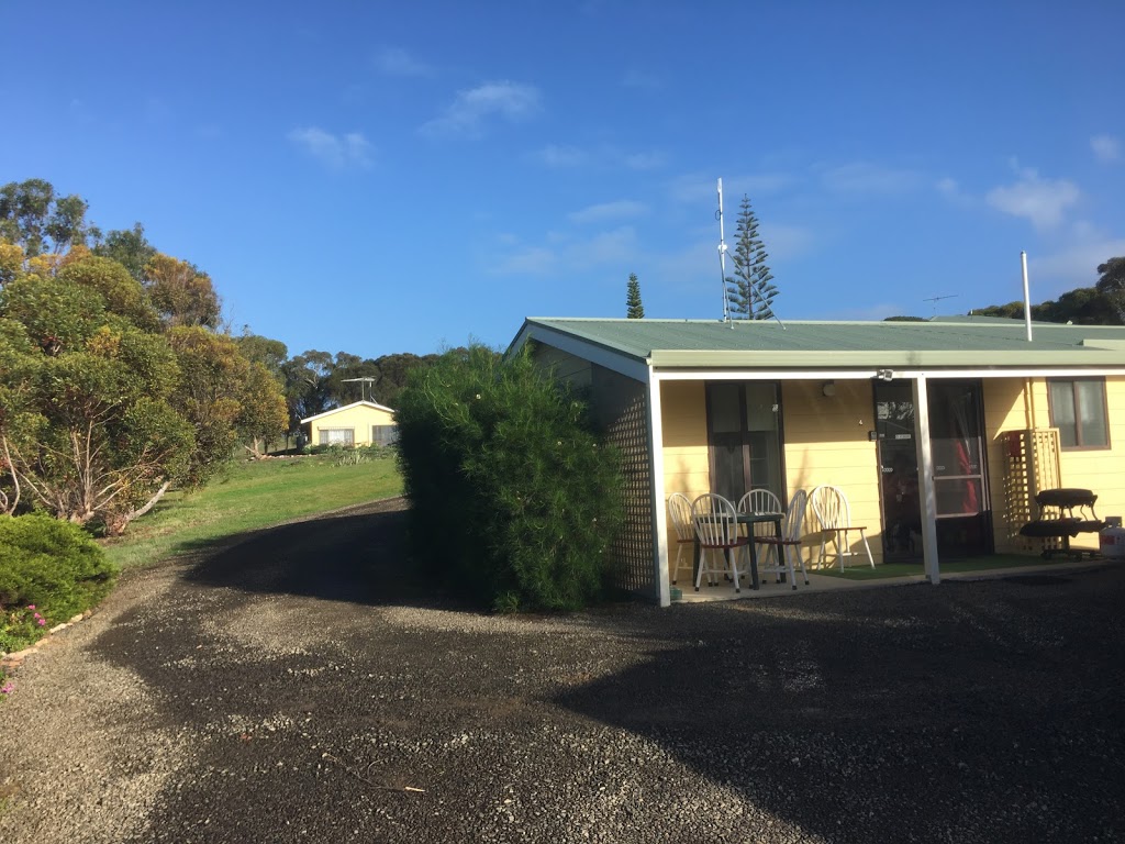 Emu Bay Holiday Homes | lodging | 21 Bayview Rd, Emu Bay SA 5223, Australia | 0885535241 OR +61 8 8553 5241