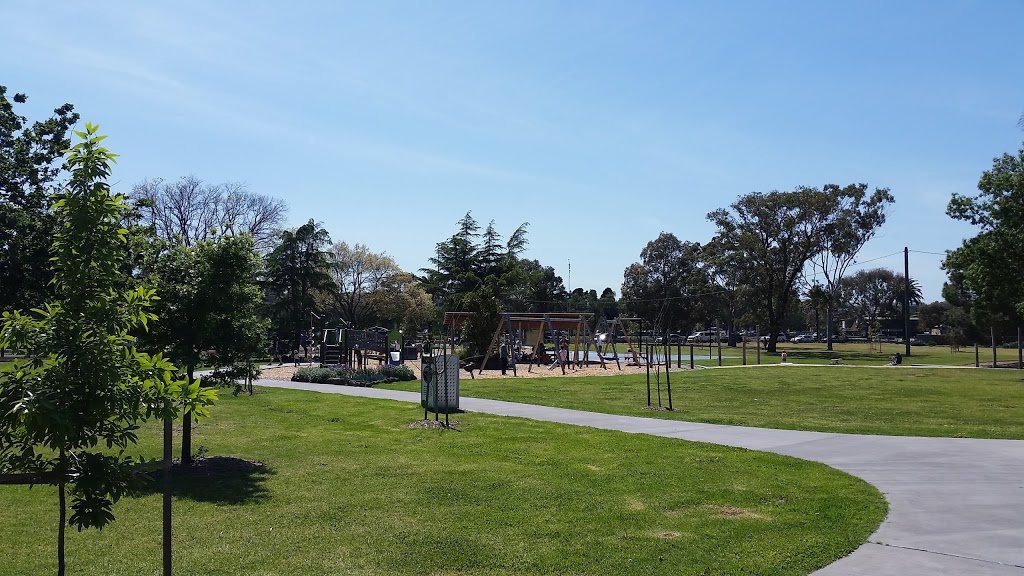 EA Coulson Gardens | park | 33 Chifley Dr, Maribyrnong VIC 3032, Australia