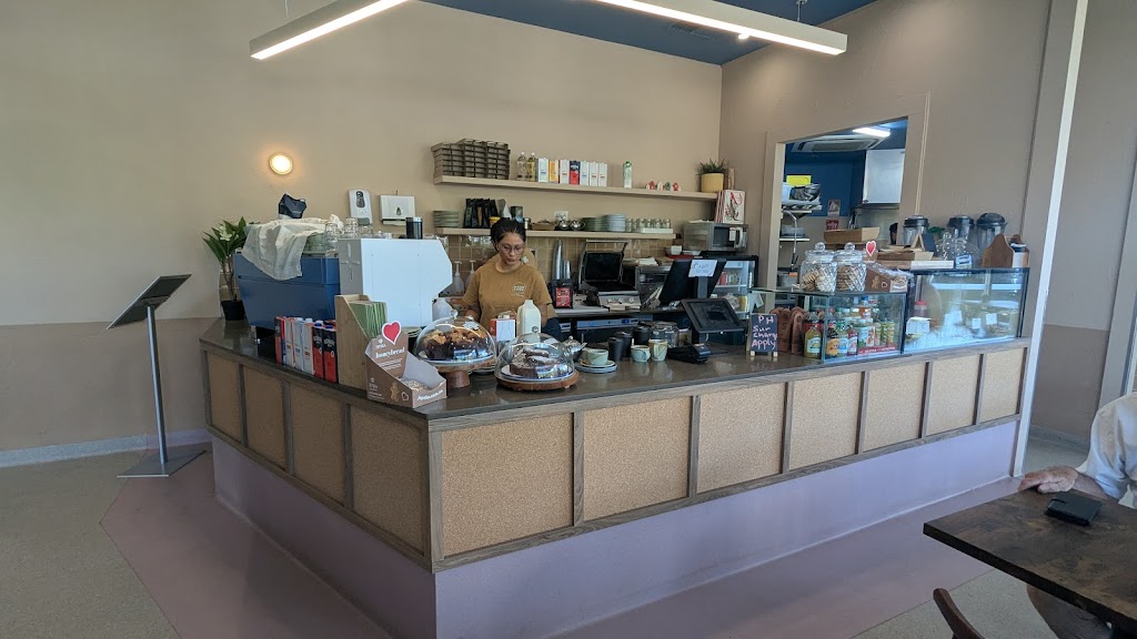 Brunch n Brew Lake Munmorah | 275 Pacific Hwy, Lake Munmorah NSW 2259, Australia | Phone: 0493 441 144