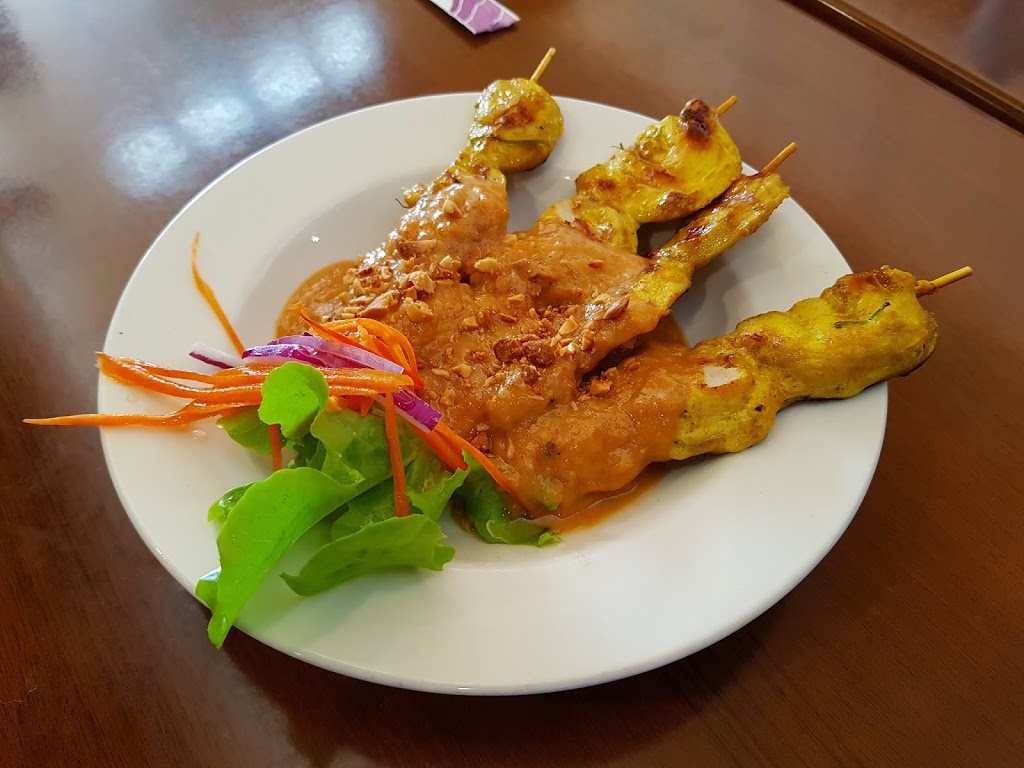 Summeries Authentic Thai Cuisine | 11 Kokoda St, Idalia QLD 4811, Australia | Phone: (07) 4778 4762