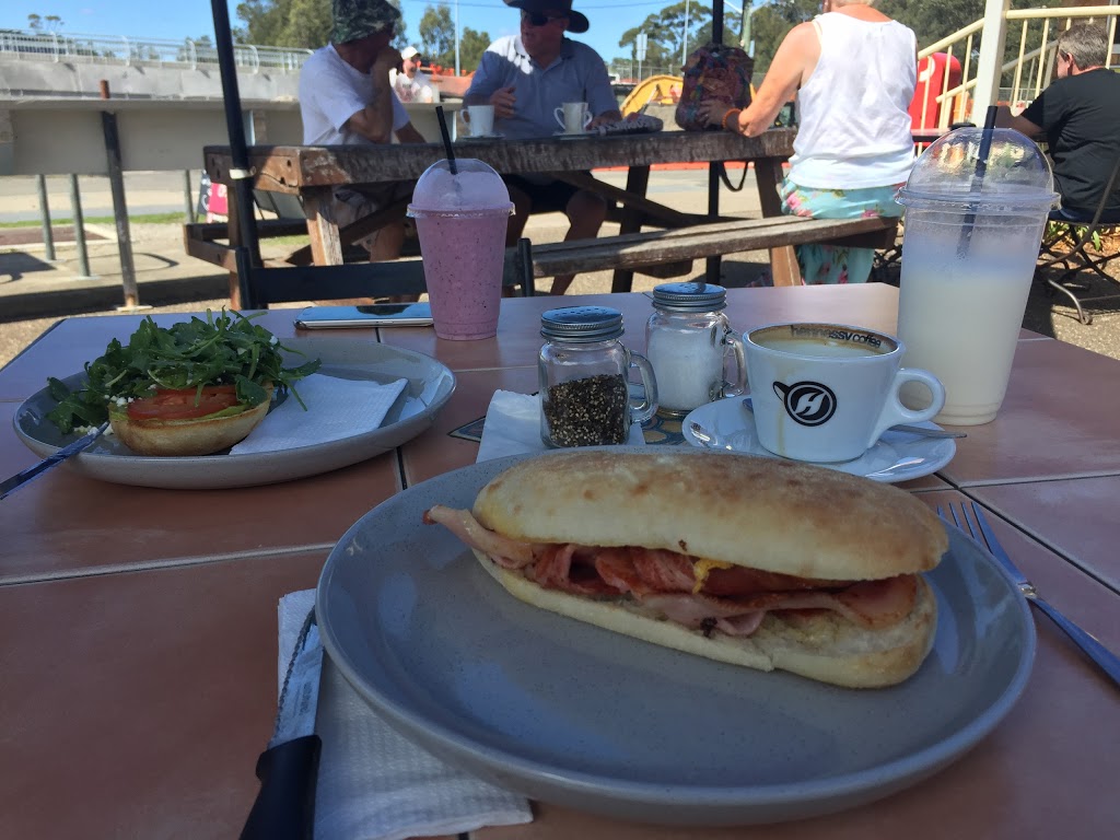 Bean at Burrill Cafe | cafe | Corner Princes Hwy and, Balmoral Rd, Burrill Lake NSW 2539, Australia | 0244543344 OR +61 2 4454 3344