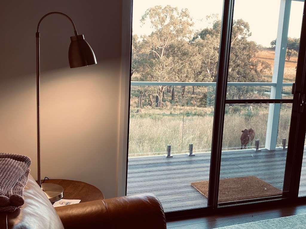 Aurora Guesthouse | 167 Carbine Rd, Forest Reefs NSW 2798, Australia | Phone: 0407 262 494