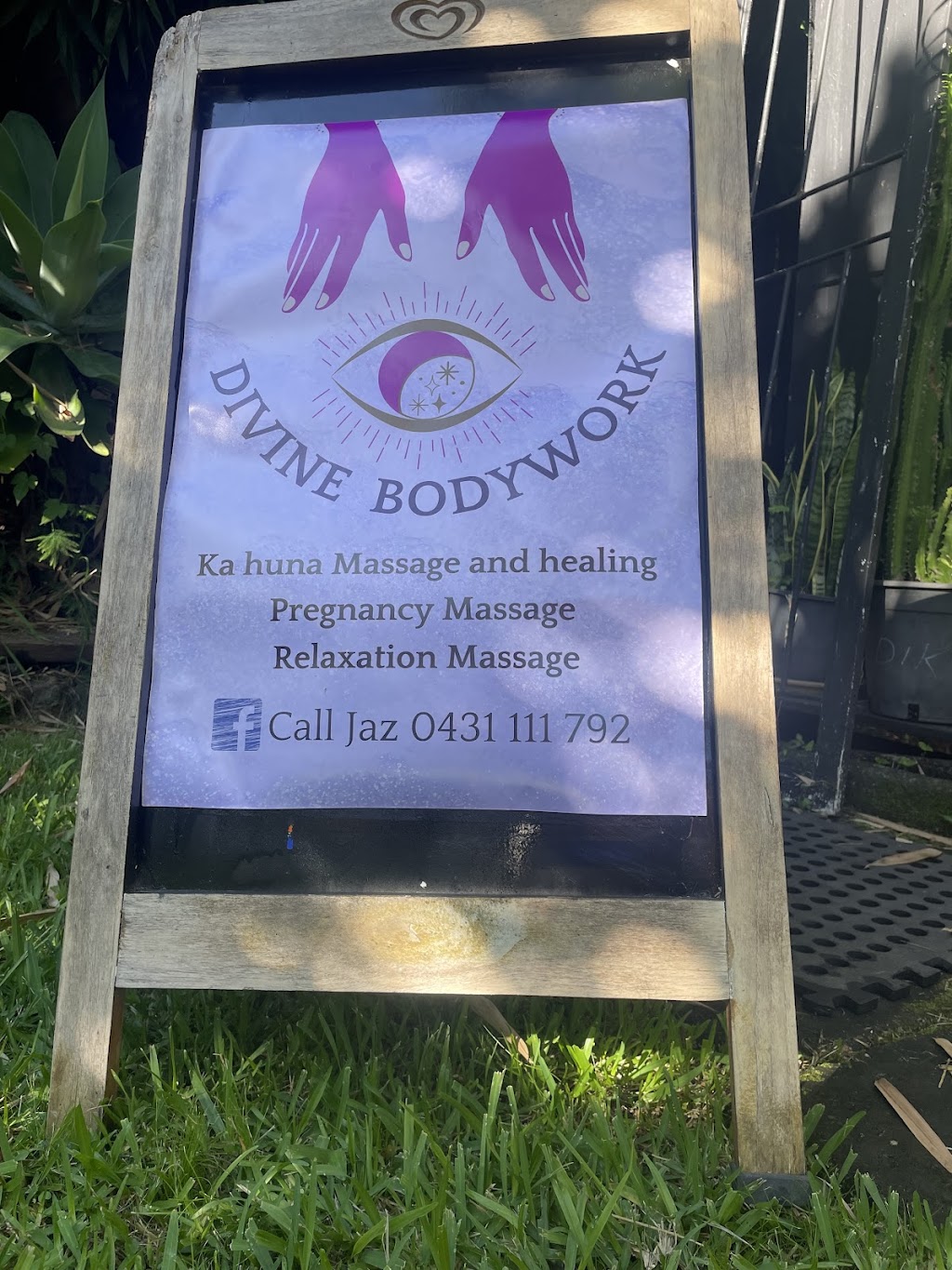 Divine bodywork | 44 Cullen St, Nimbin NSW 2480, Australia | Phone: 0431 111 792