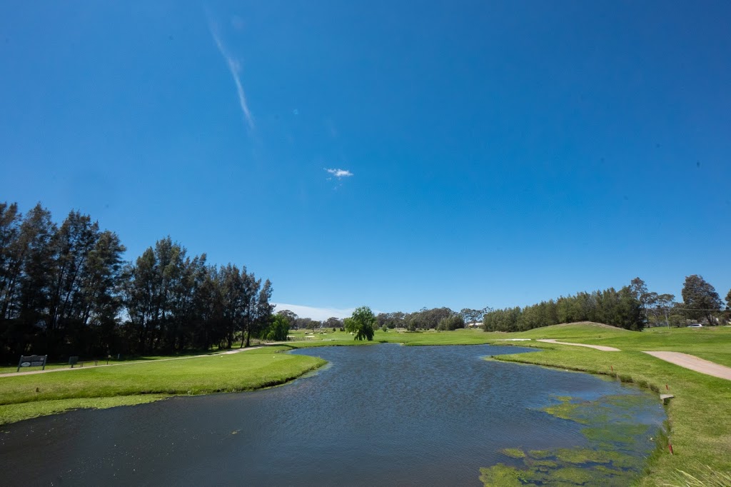 Worrigee Links Golf Course | 131 Greenwell Point Rd, Worrigee NSW 2540, Australia | Phone: (02) 4421 7430