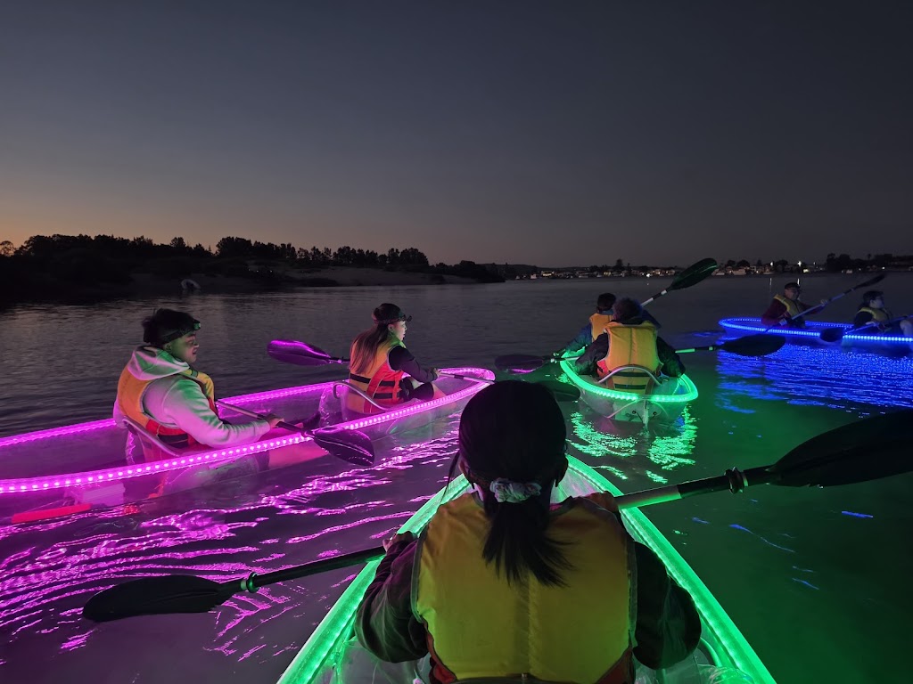 Showtime Kayaking | Naru St, Marks Point NSW 2280, Australia | Phone: (02) 4367 5591