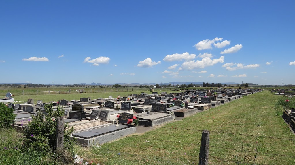 Whittingham Anglican Cemetery | cemetery | Cemetery Ln, Whittingham NSW 2330, Australia | 0265711414 OR +61 2 6571 1414