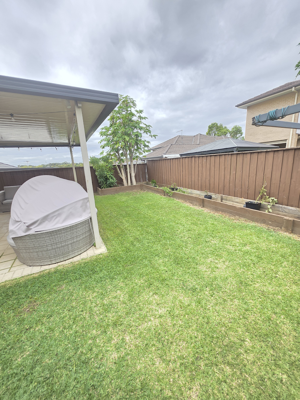 Simon’s Mowing | Gardening & Lawncare Services Horningsea Park | Cowpasture Rd, Horningsea Park NSW 2171, Australia | Phone: 0413 000 551