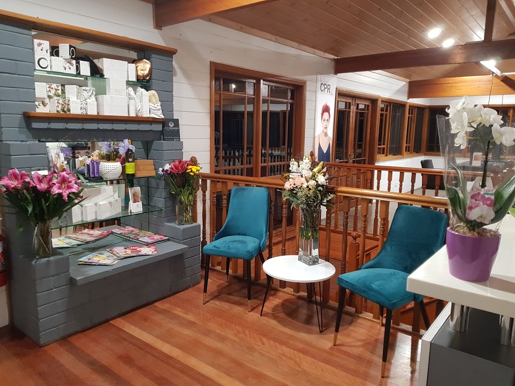 The Cottage: Home of Hair, Beauty & Wellness | hair care | 85 Old Bells Line of Rd, Kurrajong NSW 2758, Australia | 0245731190 OR +61 2 4573 1190