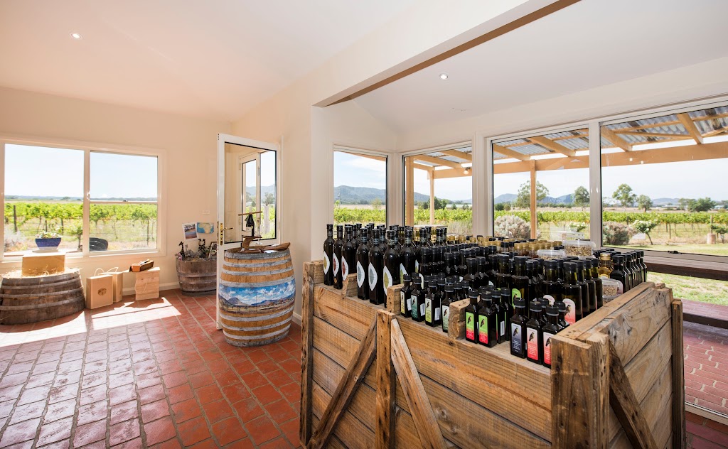 Vinifera Wines | tourist attraction | 194 Henry Lawson Dr, Mudgee NSW 2850, Australia | 0263722461 OR +61 2 6372 2461