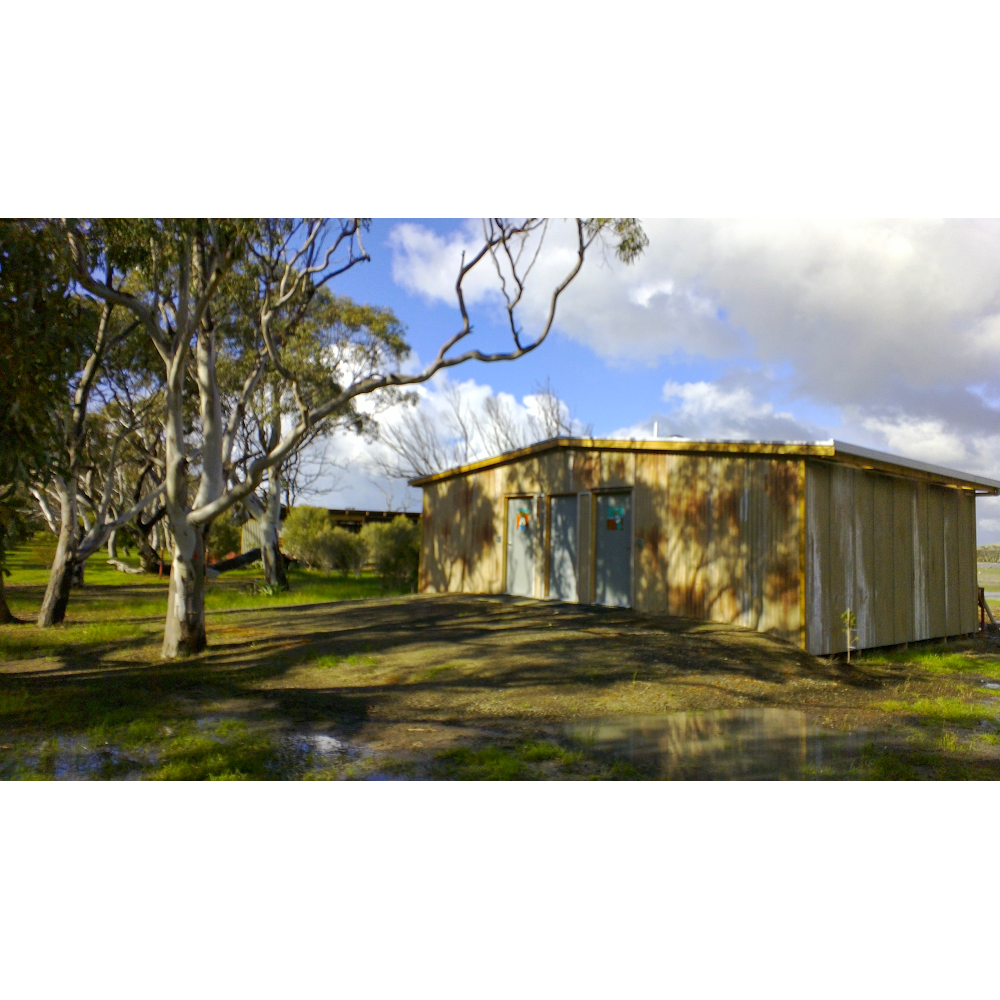 Discovery Lagoon Caravan & Camping Grounds | 948 N Coast Rd, Emu Bay SA 5223, Australia | Phone: 0412 422 618