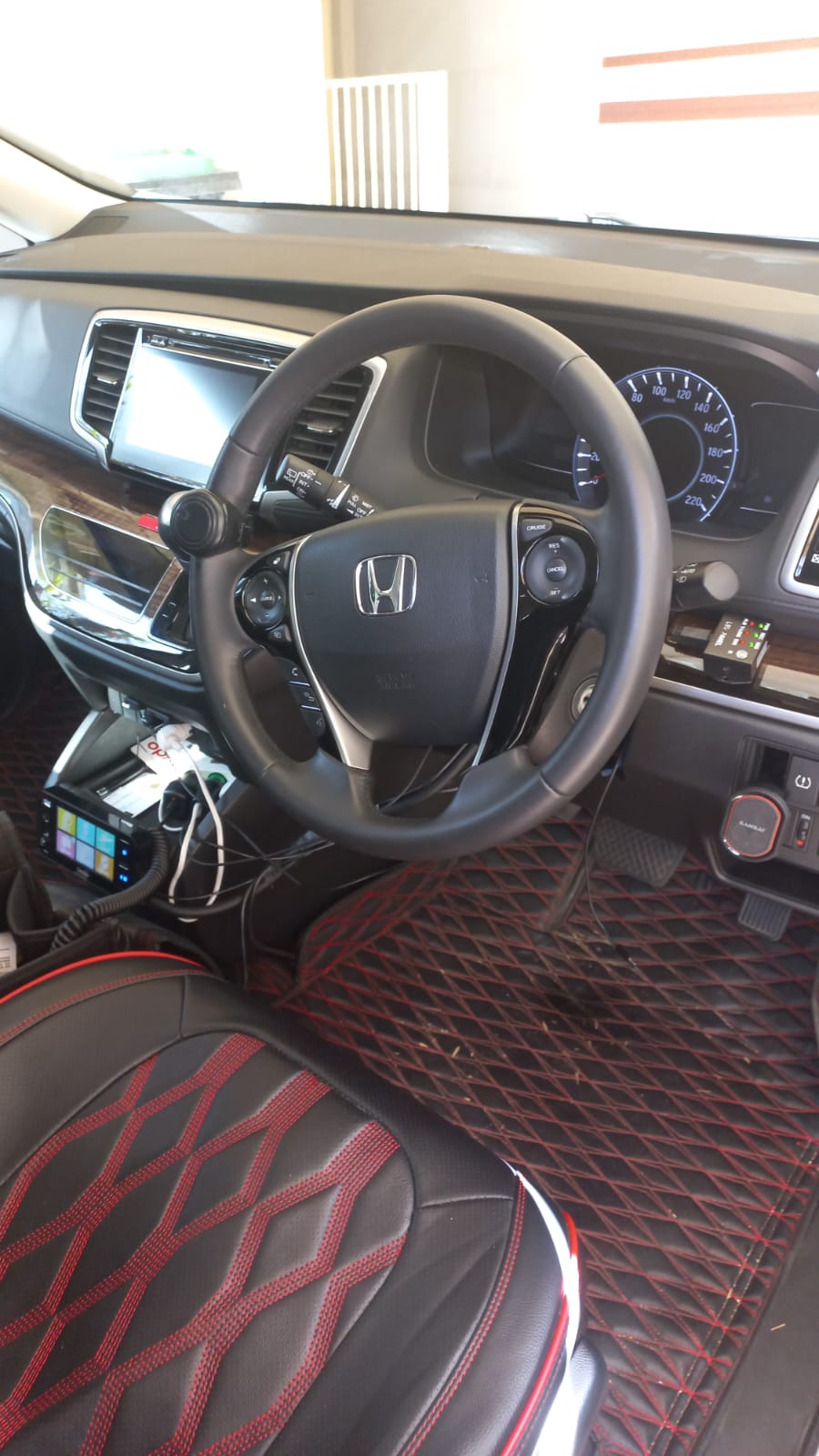 Dandenong taxi 24/7 | Dandenong North VIC 3174, Australia | Phone: 0481 882 545