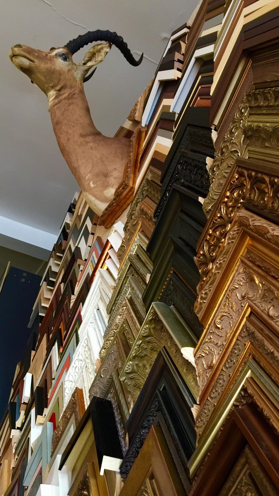 P & T Antiques and Framing | 344 Railway Parade, Carlton NSW 2218, Australia | Phone: 0435 119 817