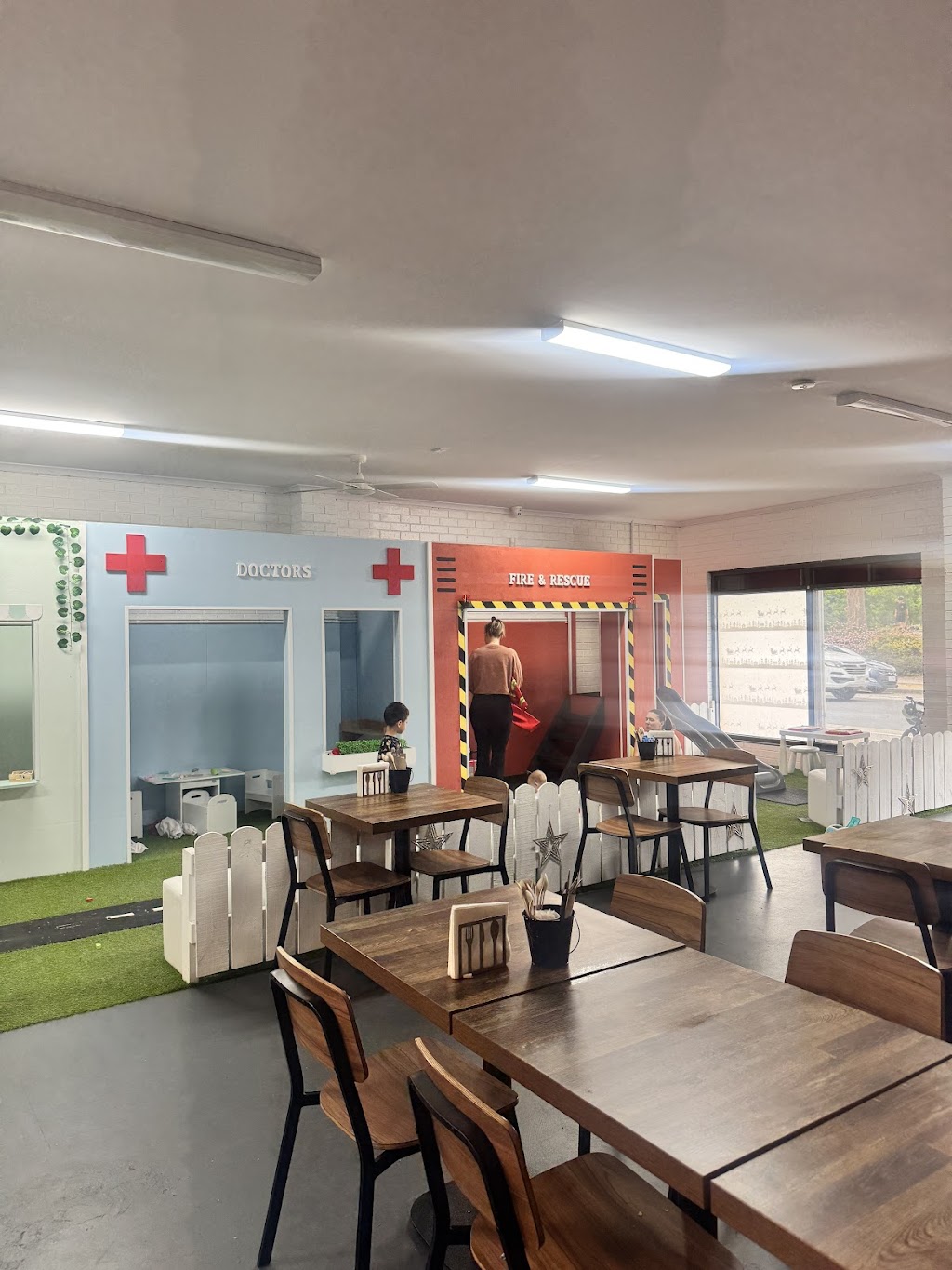 Four Cs cafe | 49B Westernport Rd, Lang Lang VIC 3984, Australia | Phone: 0480 610 901