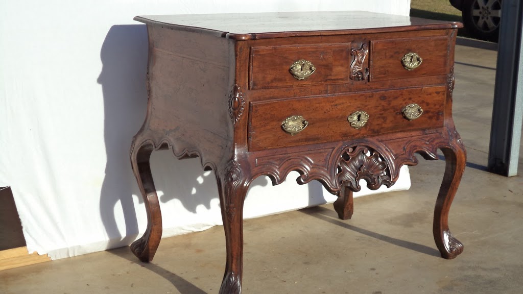 Lindsay Courtois Furniture Restoration |  | 2 Casuarina Cl, The Oaks NSW 2570, Australia | 0411369905 OR +61 411 369 905