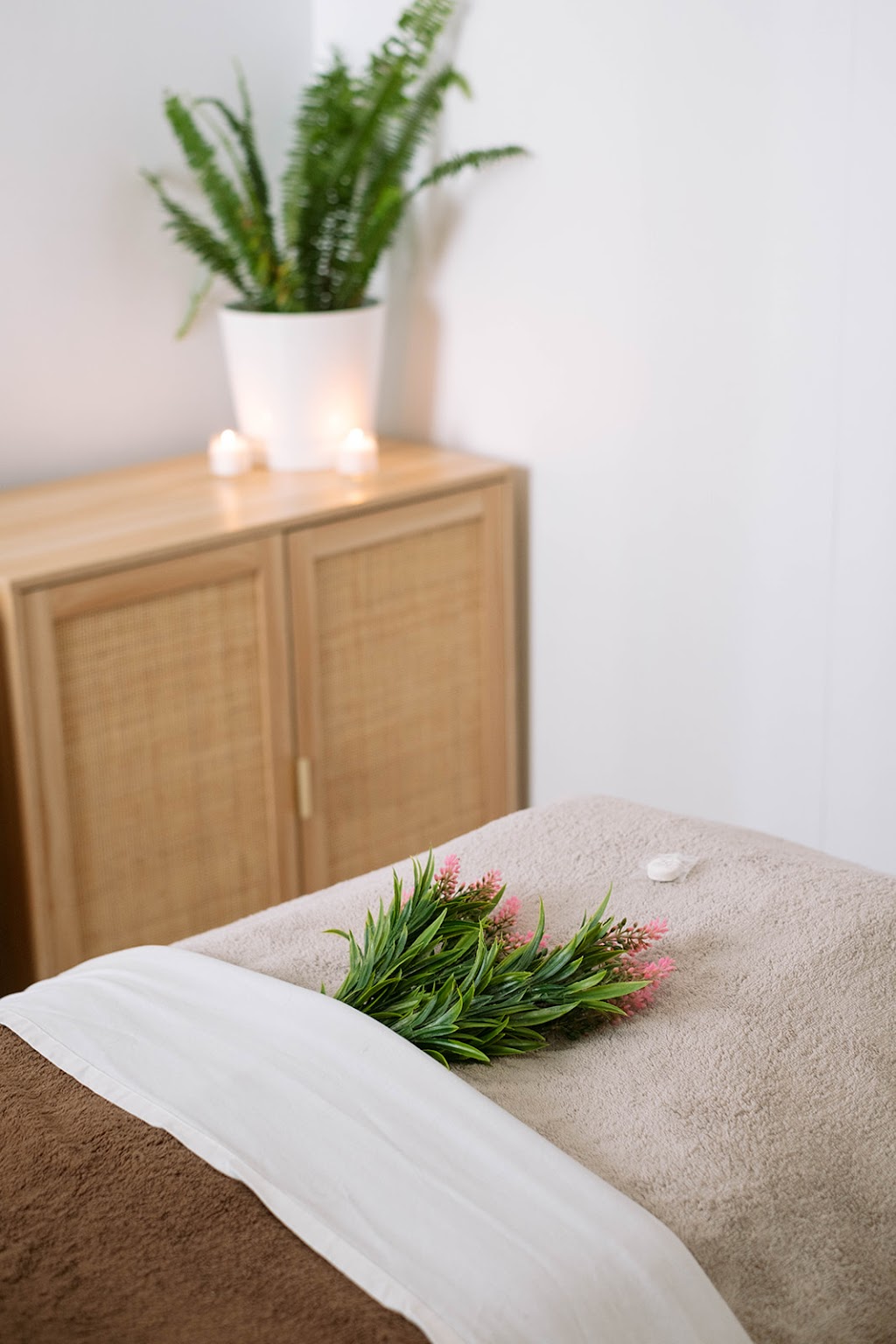 Beauty Pie | 46 Victoria St, Forest Hill QLD 4342, Australia | Phone: 0494 106 909