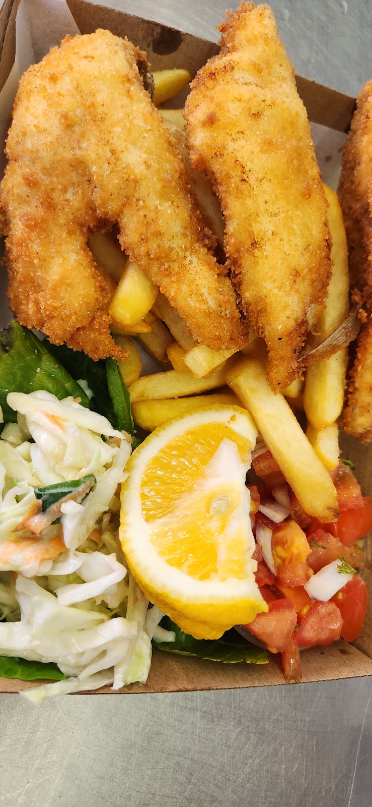 Perrys Seafood | 7 Stradbroke Pl, Dunwich QLD 4183, Australia | Phone: 0484 595 790