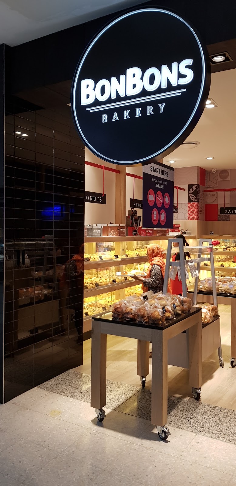 Bonbons Bakery | bakery | Shop SP133 Carlingford Court Shopping Centre Cnr Pennant Hills and, Carlingford Rd, Carlingford NSW 2118, Australia | 0298736515 OR +61 2 9873 6515