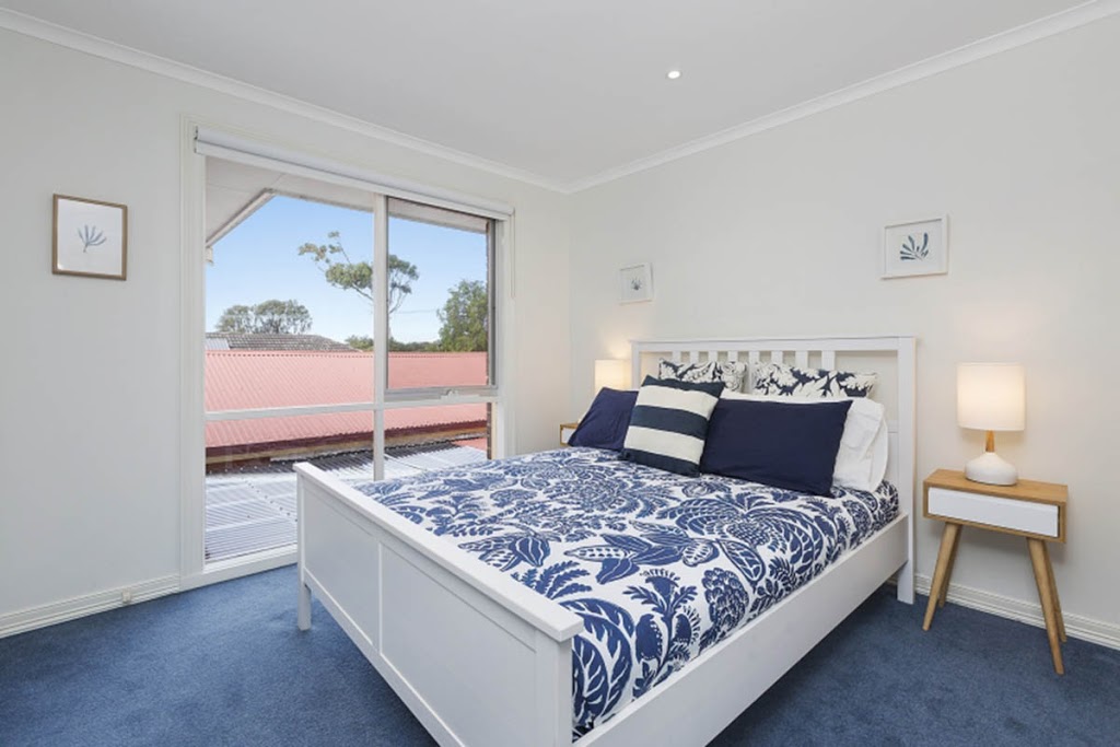 Spacious Sorrento Retreat | 3-5 Cecil St, Sorrento VIC 3943, Australia | Phone: 0419 386 867