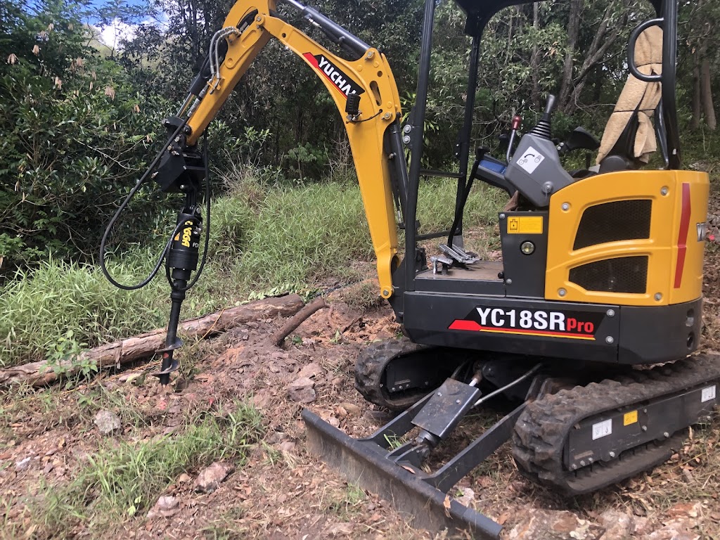 Hillview Digger Hire and Landscaping Services | 9 Hillview Cres, Bahrs Scrub QLD 4207, Australia | Phone: 0427 729 688