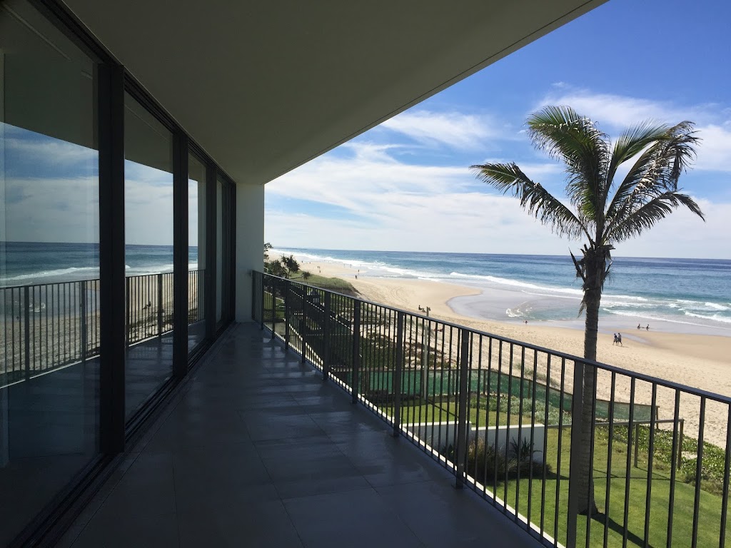 URBAN | Gold Coast Window Cleaner | Unit 1 A/3540 Main Beach Parade, Main Beach QLD 4217, Australia | Phone: 0487 080 967