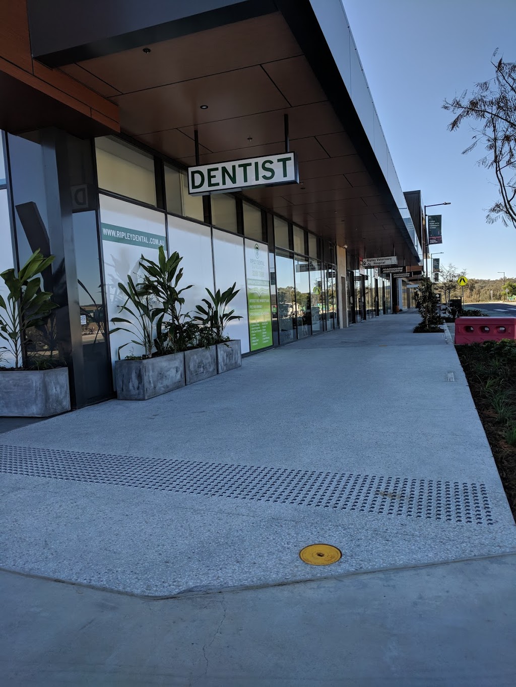 Ripley Dental | dentist | T16/20 Main Street, Ripley QLD 4306, Australia | 0732887808 OR +61 7 3288 7808