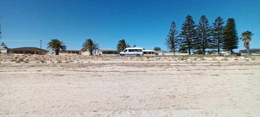 Smoky Bay Caravan Park | 64 South Terrace, Smoky Bay SA 5680, Australia | Phone: (08) 8625 7030