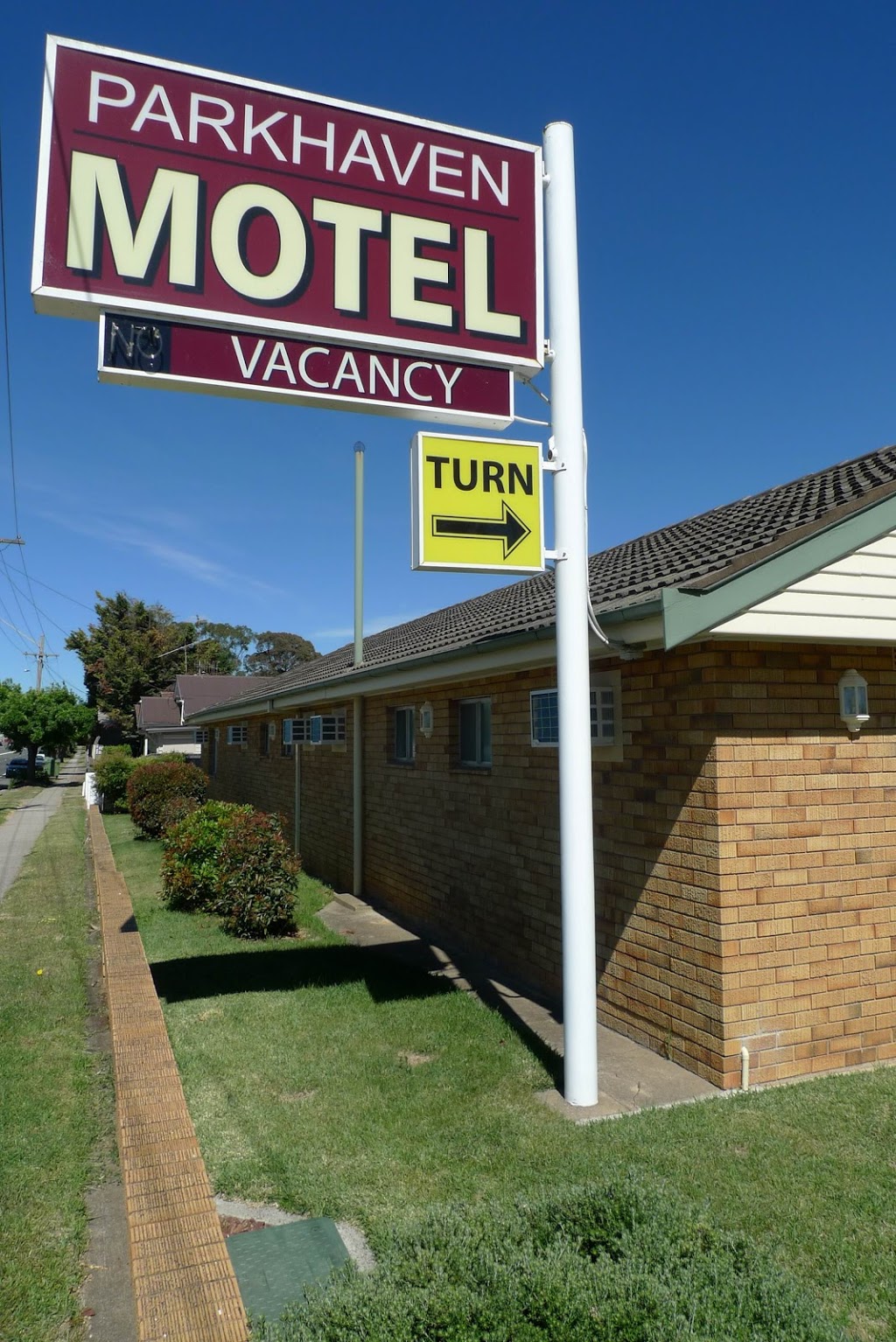 Parkhaven Motel | 60 Lagoon St, Goulburn NSW 2580, Australia | Phone: (02) 4821 4455