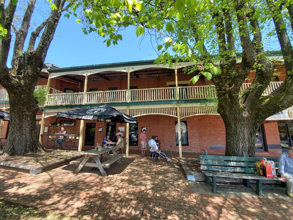 The Royal Daylesford Hotel | lodging | 4/27 Vincent St, Daylesford VIC 3460, Australia | 0353482205 OR +61 3 5348 2205