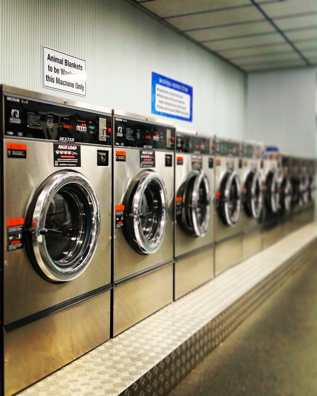 Spincity Coin Laundry | laundry | 312 York St, Sale VIC 3850, Australia | 0431002495 OR +61 431 002 495