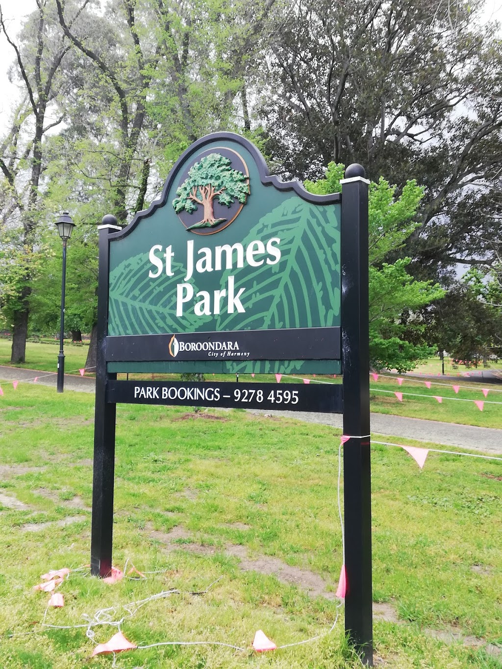 St James Park | park | Hawthorn VIC 3122, Australia | 0392784595 OR +61 3 9278 4595