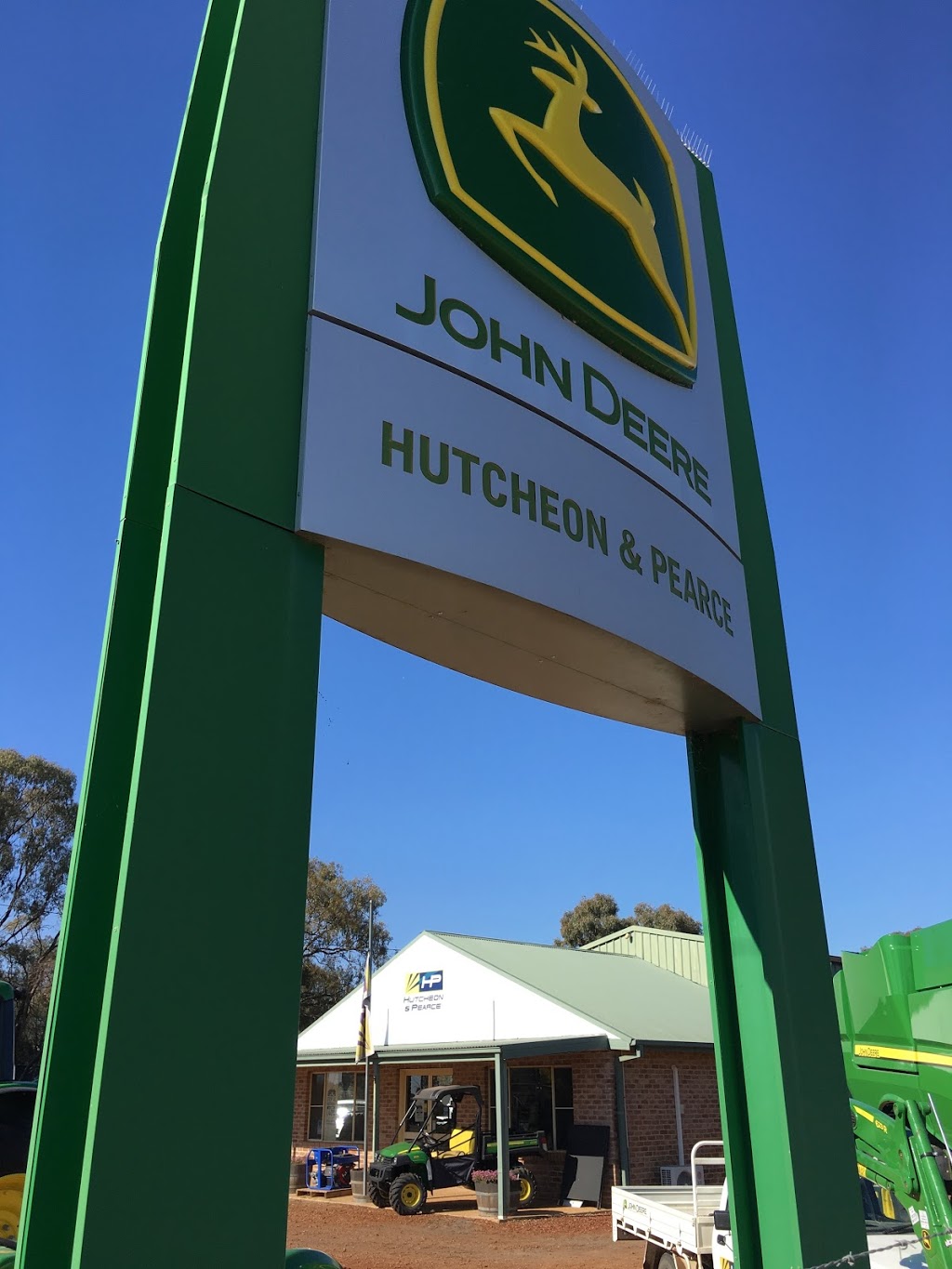 Hutcheon & Pearce | 7 Bencubbin Ave, Coleambally NSW 2707, Australia | Phone: (02) 6954 4280