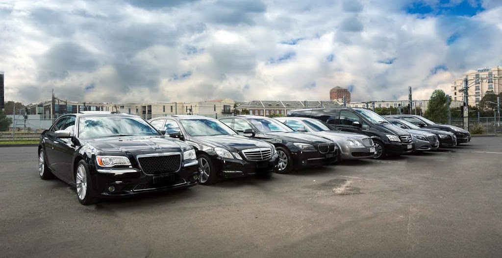 Melbourne Chauffeured Services | 36/4 Paydon Way, Hampton Park VIC 3976, Australia | Phone: 0447 613 444