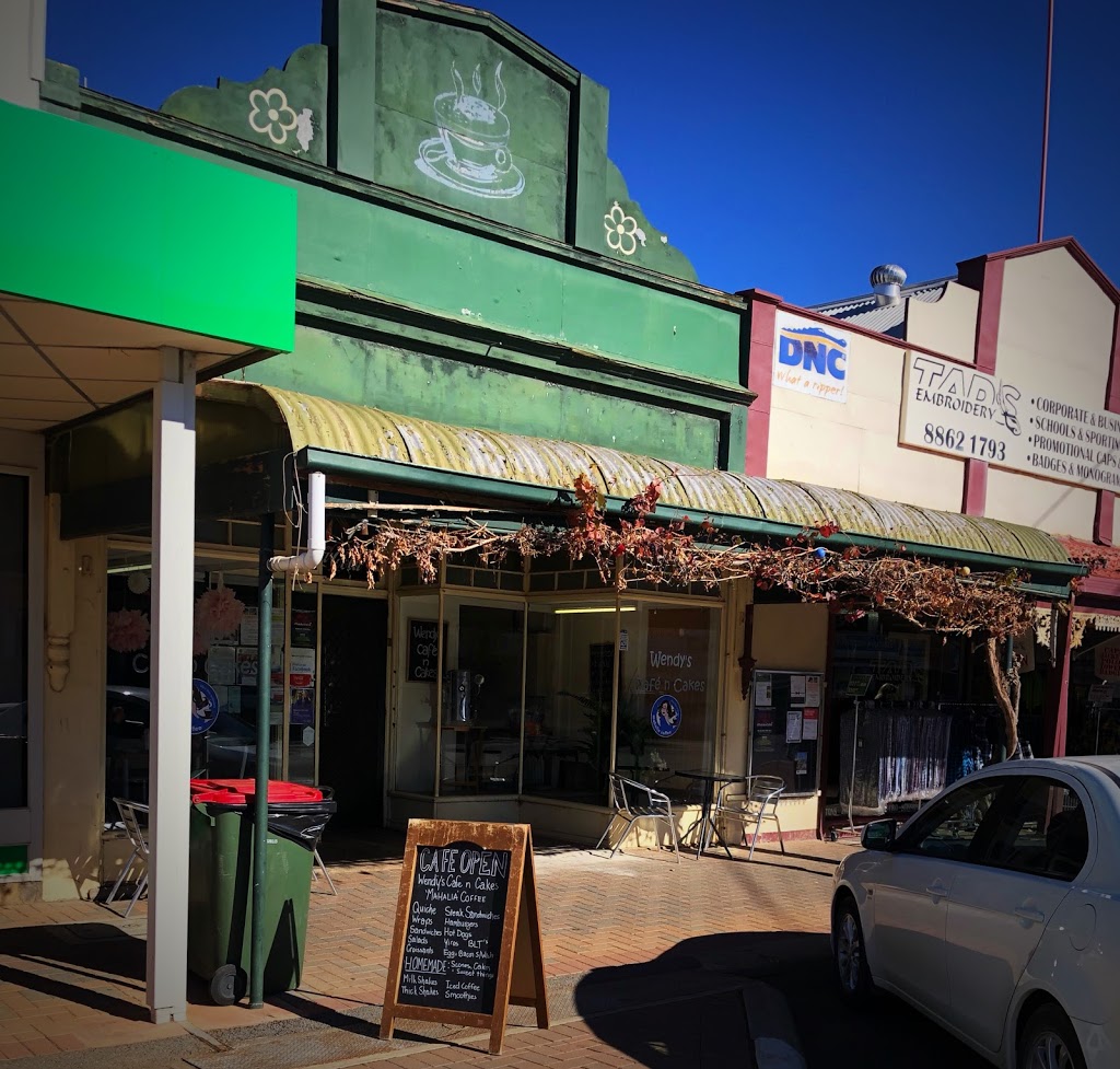 Wendys Cafe N Cakes | 14 Edith Terrace, Balaklava SA 5461, Australia | Phone: (08) 8862 2123