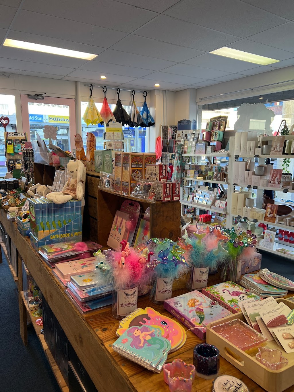 The Corner Gift Store | 96 Mollison St, Kyneton VIC 3444, Australia | Phone: (03) 5423 2473