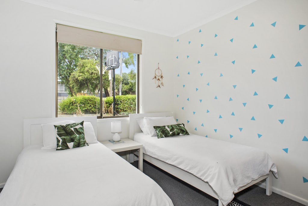 Beach Retreat Ocean Grove | 52 Presidents Ave, Ocean Grove VIC 3226, Australia | Phone: 0431 630 258