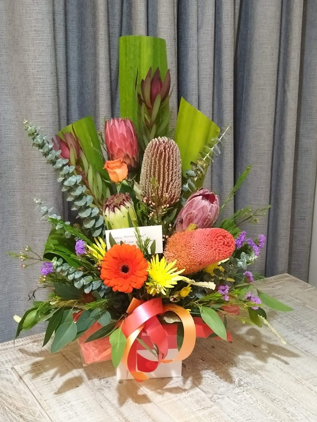 Patricias Flowers | 4 Brie Cl, Lisarow NSW 2250, Australia | Phone: 1300 887 922