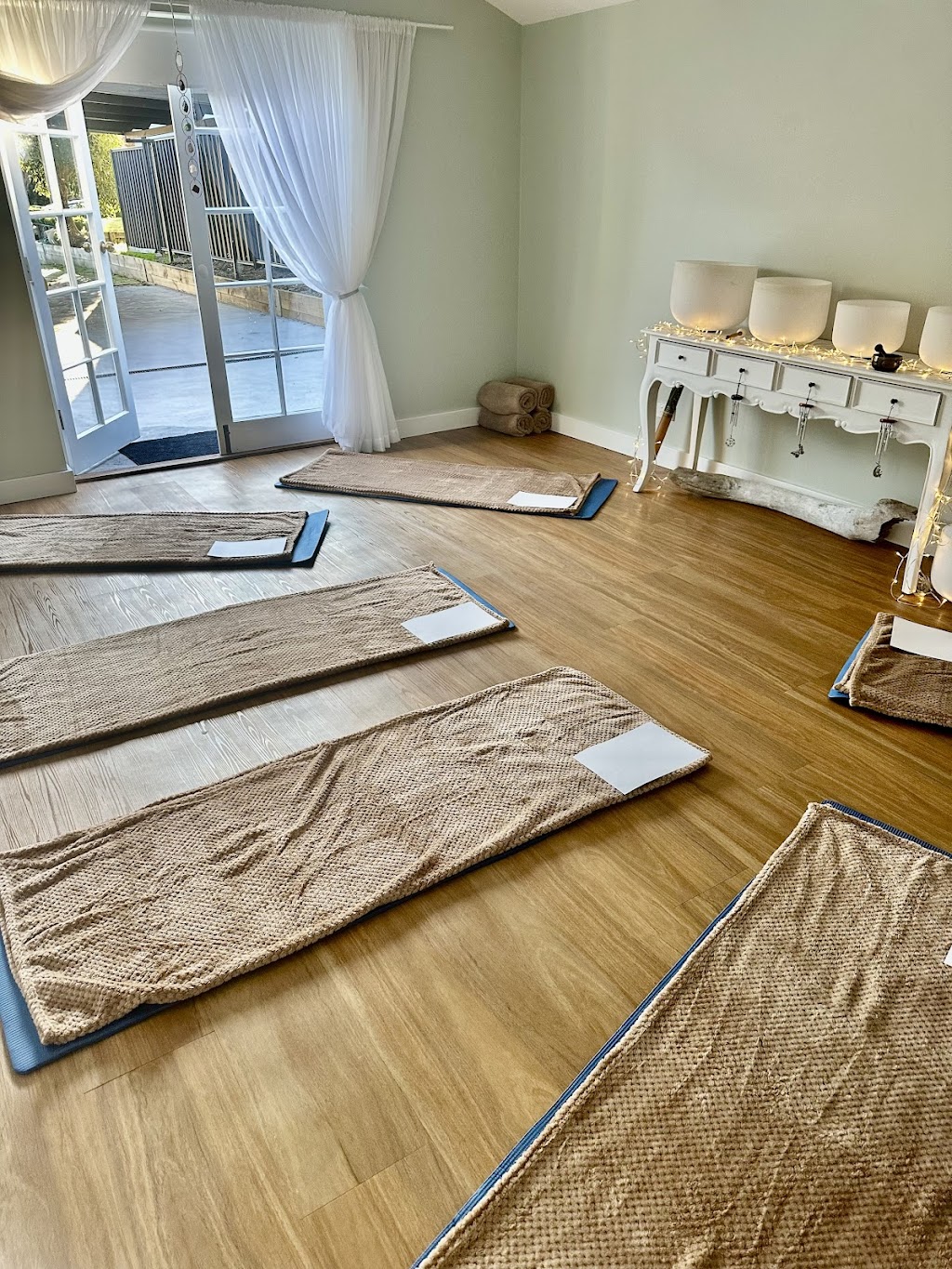 Mind Body Soul with René | 10 Moore St, Blaxland NSW 2774, Australia | Phone: 0423 200 020