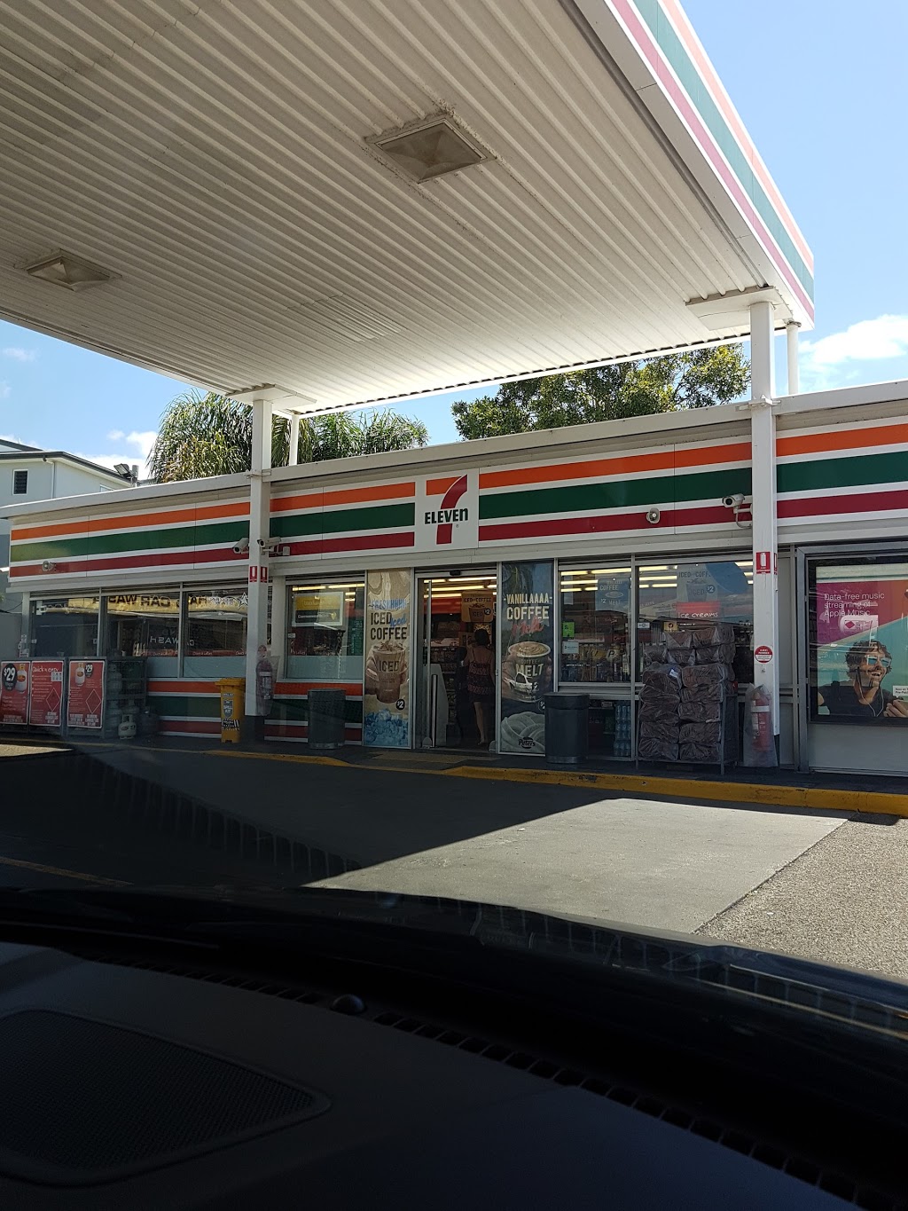 7-Eleven Yeronga | 563 Fairfield Rd, Yeronga QLD 4104, Australia | Phone: (07) 3848 6800