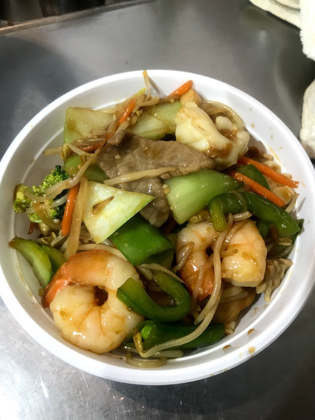 Reservoir Noodle House | meal takeaway | 62 Edwardes St, Reservoir VIC 3073, Australia | 0394602285 OR +61 3 9460 2285