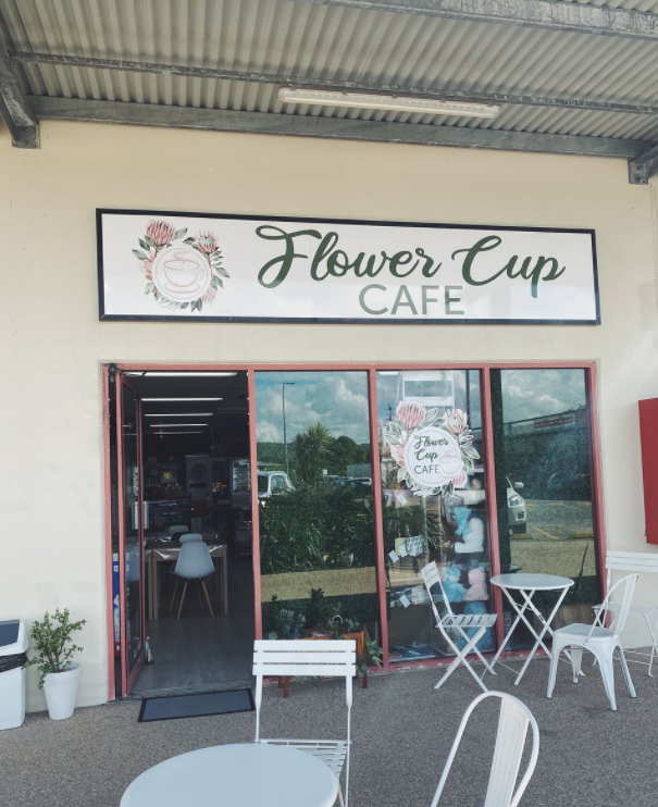 Flower Cup Cafe | cafe | 7/13 Sarina Beach Rd, Sarina QLD 4737, Australia | 0749432849 OR +61 7 4943 2849