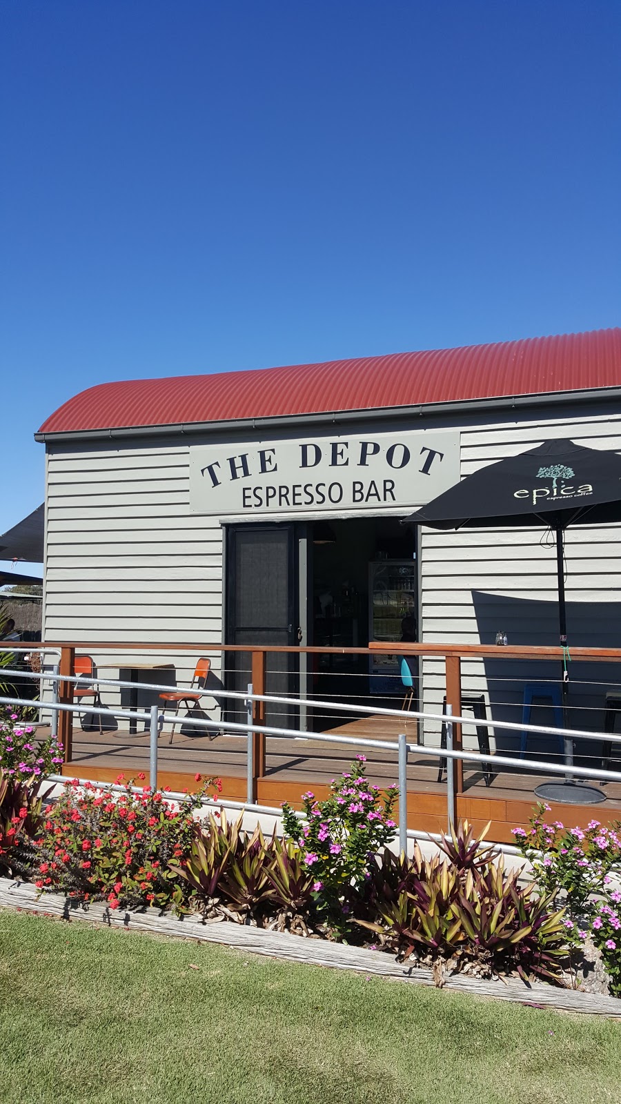 The Depot Express | Nikenbah QLD 4655, Australia