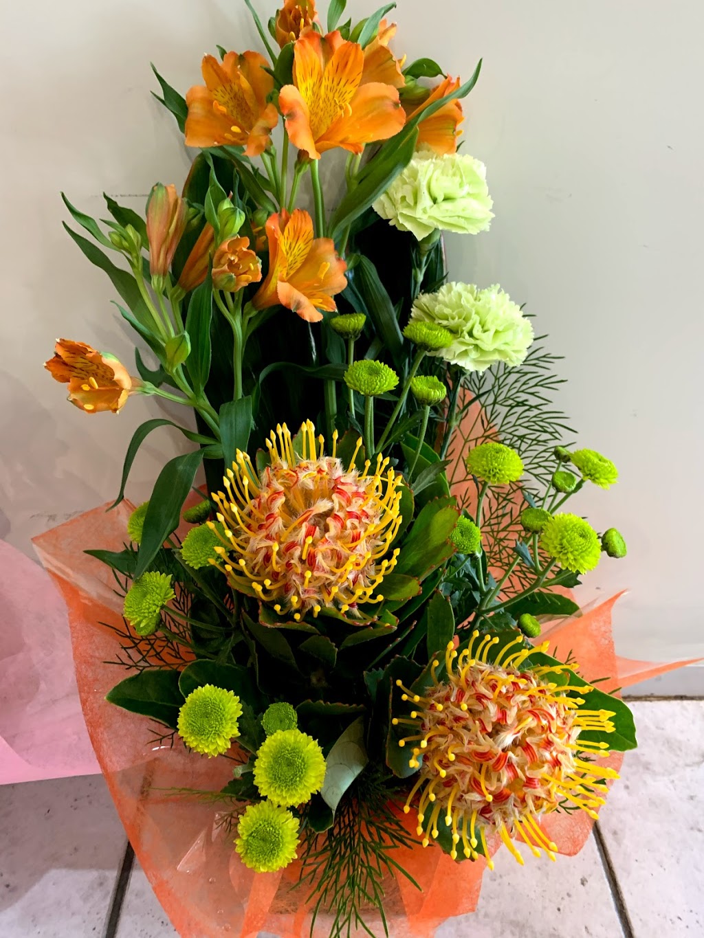 Jádore Flowers and Gifts | shop 3/42-44 Balaclava Rd, Earlville QLD 4870, Australia | Phone: (07) 4033 0719